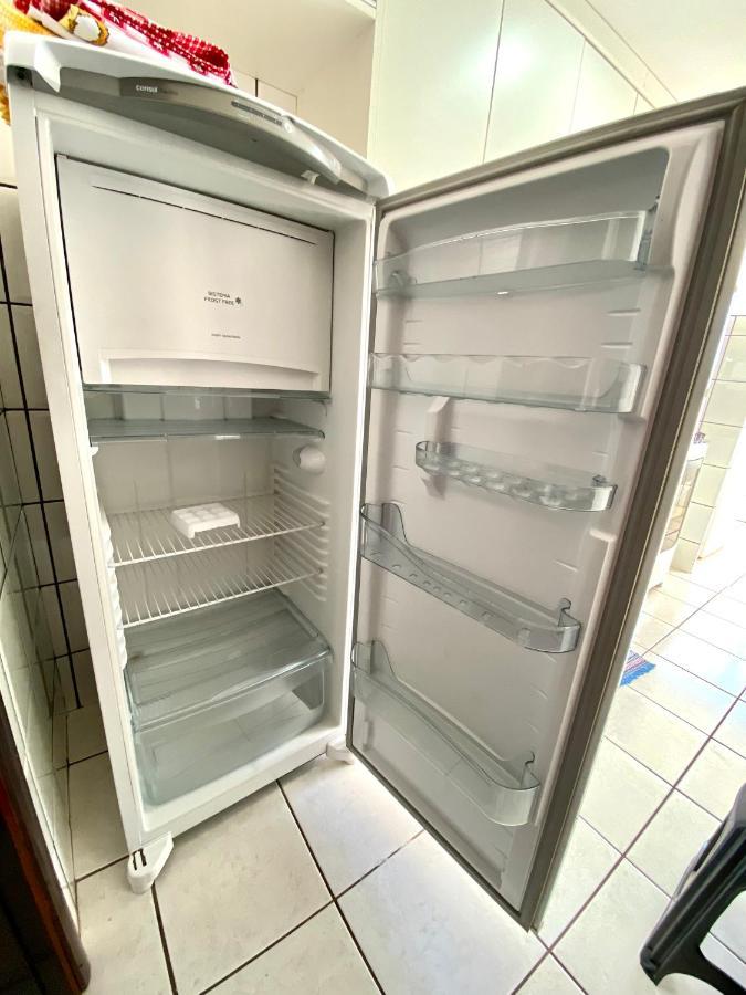 Apto No Centro Perto Do Shopping Com 2 Quartos De Casal Arcond Wifi Fibra Homeoffice E Garagem Em Dourados Eksteriør bilde